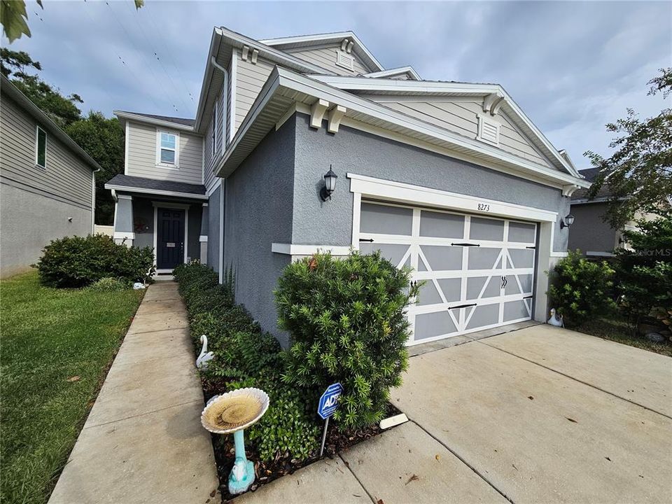 For Rent: $4,300 (3 beds, 2 baths, 2347 Square Feet)