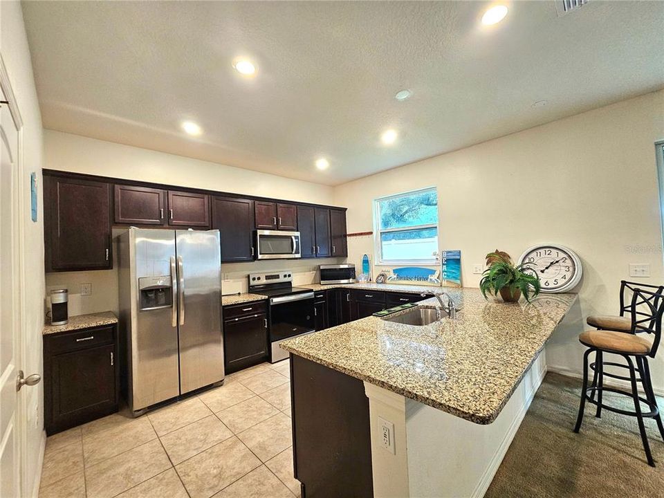 For Rent: $4,300 (3 beds, 2 baths, 2347 Square Feet)