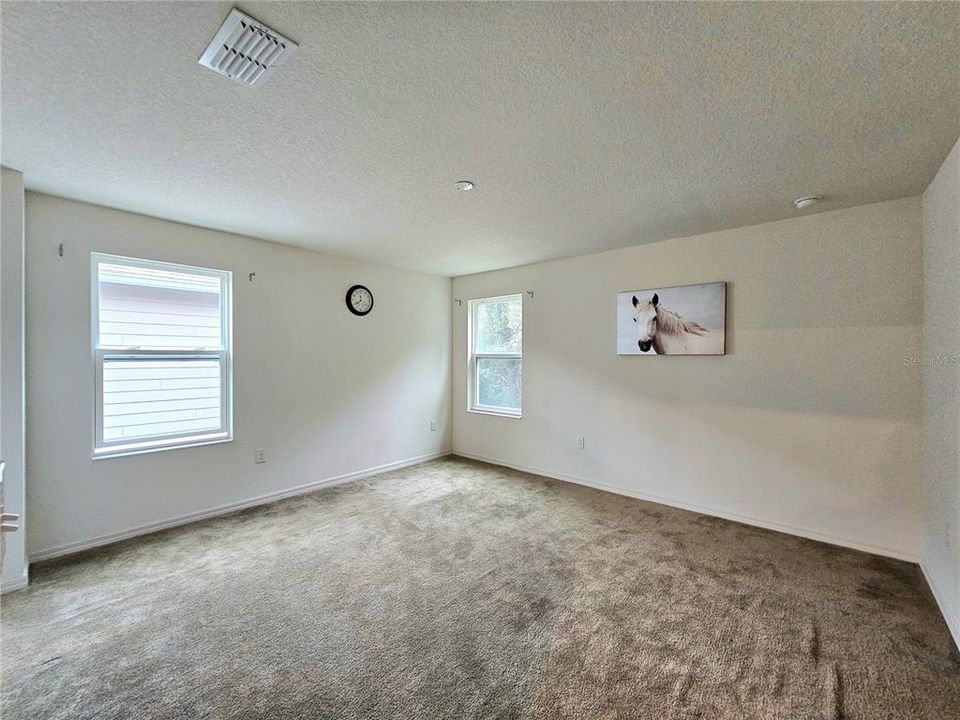 For Rent: $4,300 (3 beds, 2 baths, 2347 Square Feet)