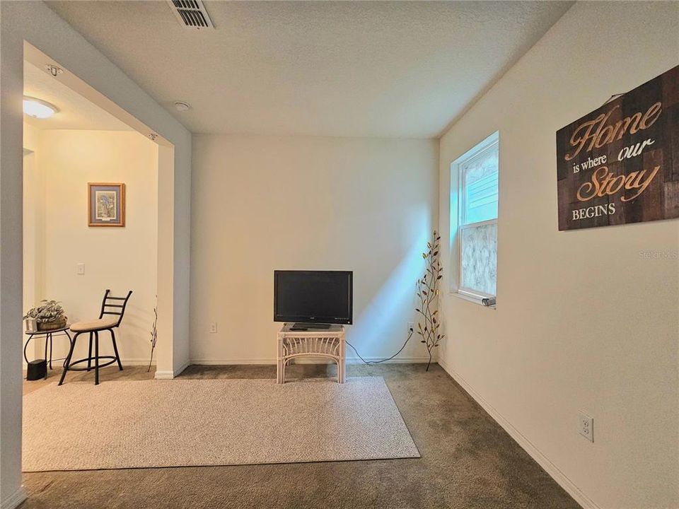 For Rent: $4,300 (3 beds, 2 baths, 2347 Square Feet)