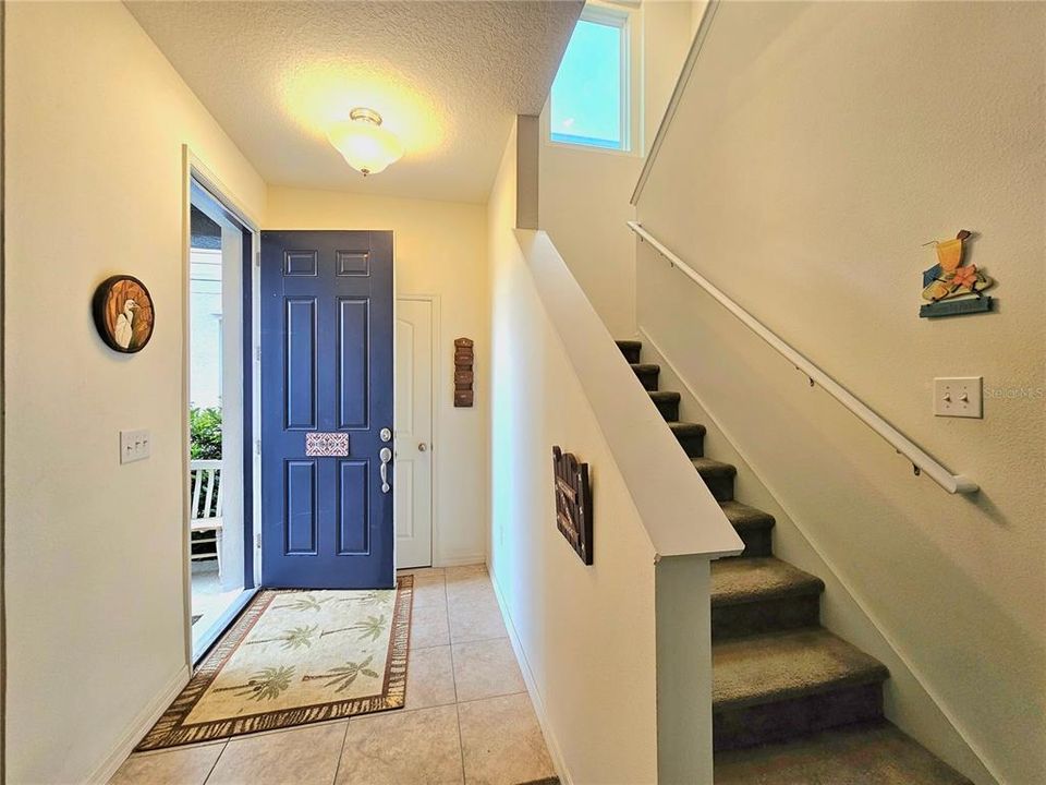 For Rent: $4,300 (3 beds, 2 baths, 2347 Square Feet)