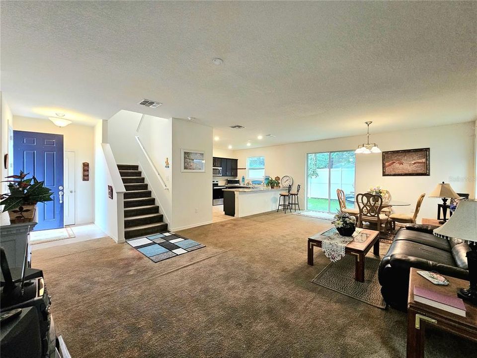 For Rent: $4,300 (3 beds, 2 baths, 2347 Square Feet)