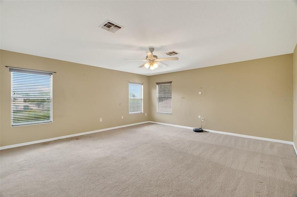 待售: $449,900 (4 贝兹, 2 浴室, 2637 平方英尺)