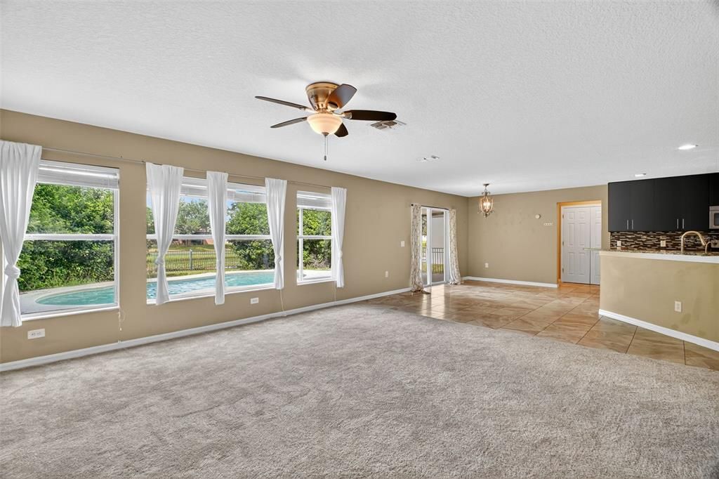 待售: $449,900 (4 贝兹, 2 浴室, 2637 平方英尺)