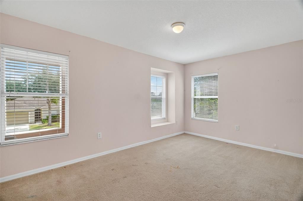 待售: $449,900 (4 贝兹, 2 浴室, 2637 平方英尺)