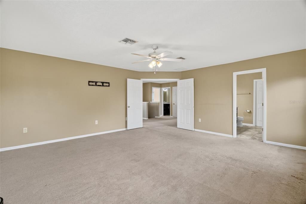 待售: $449,900 (4 贝兹, 2 浴室, 2637 平方英尺)