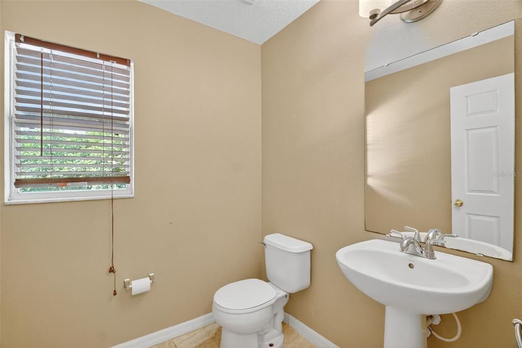 待售: $449,900 (4 贝兹, 2 浴室, 2637 平方英尺)