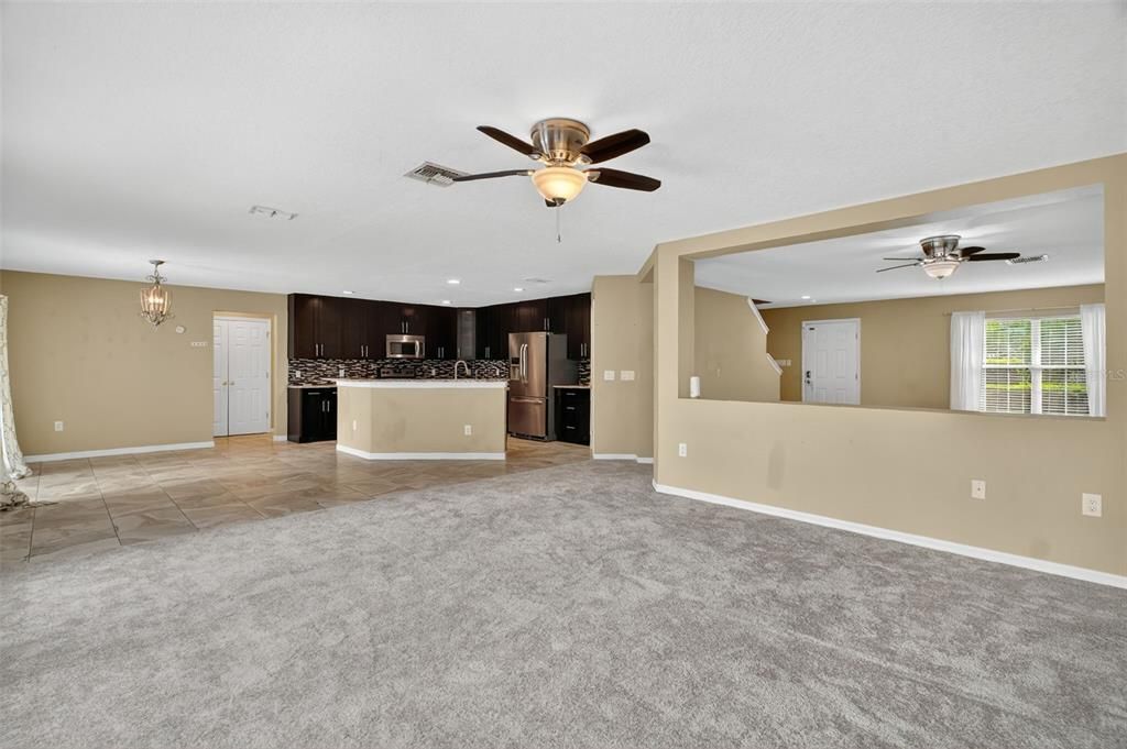 待售: $449,900 (4 贝兹, 2 浴室, 2637 平方英尺)