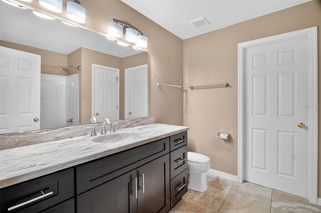 待售: $449,900 (4 贝兹, 2 浴室, 2637 平方英尺)