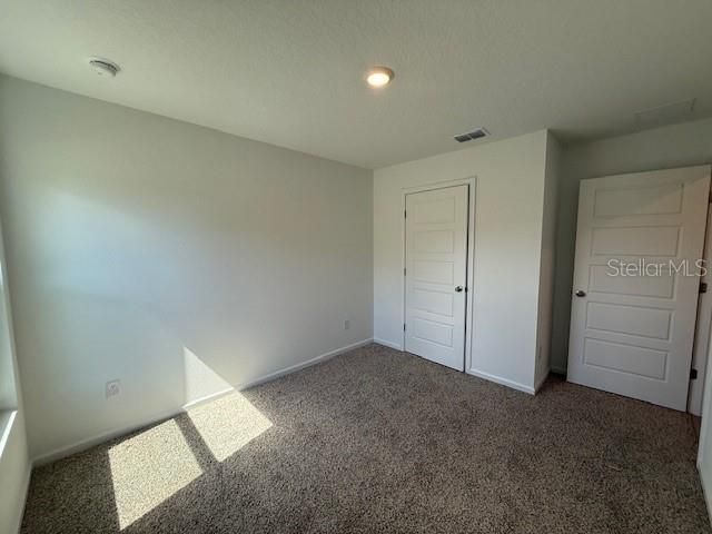 Под контрактом: $297,990 (3 спален, 2 ванн, 1609 Квадратных фут)