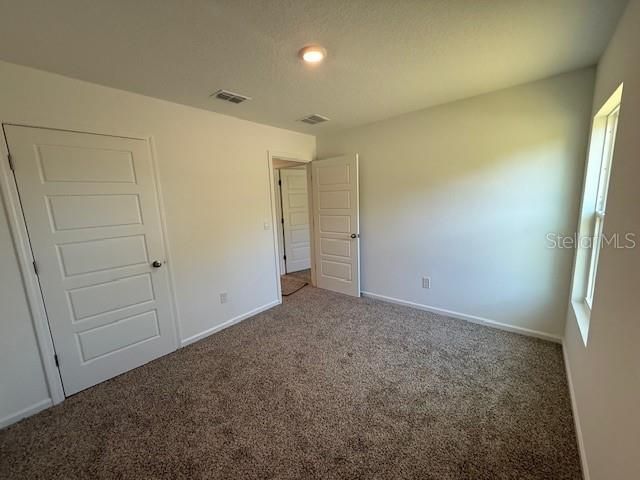 Под контрактом: $297,990 (3 спален, 2 ванн, 1609 Квадратных фут)