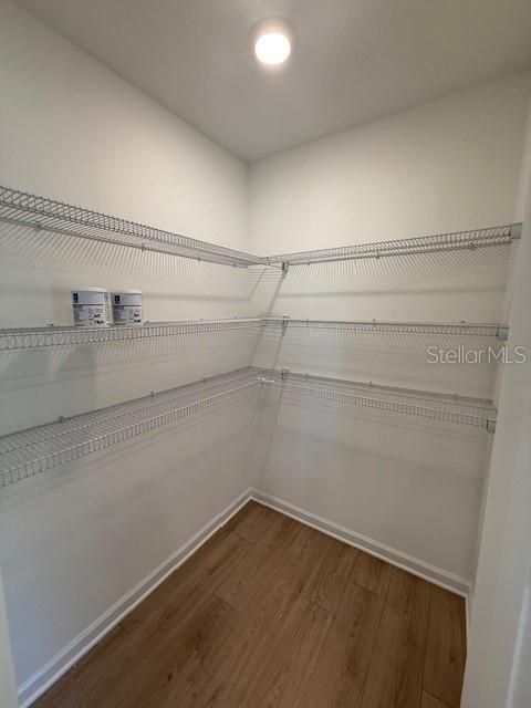 Под контрактом: $297,990 (3 спален, 2 ванн, 1609 Квадратных фут)