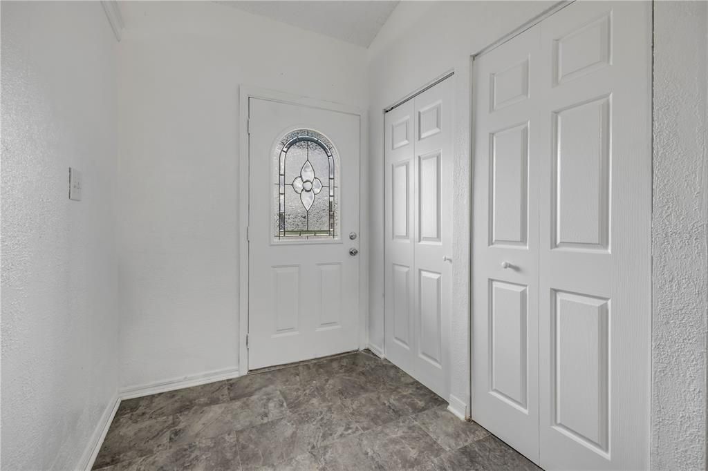 En Venta: $295,000 (3 camas, 2 baños, 1246 Pies cuadrados)