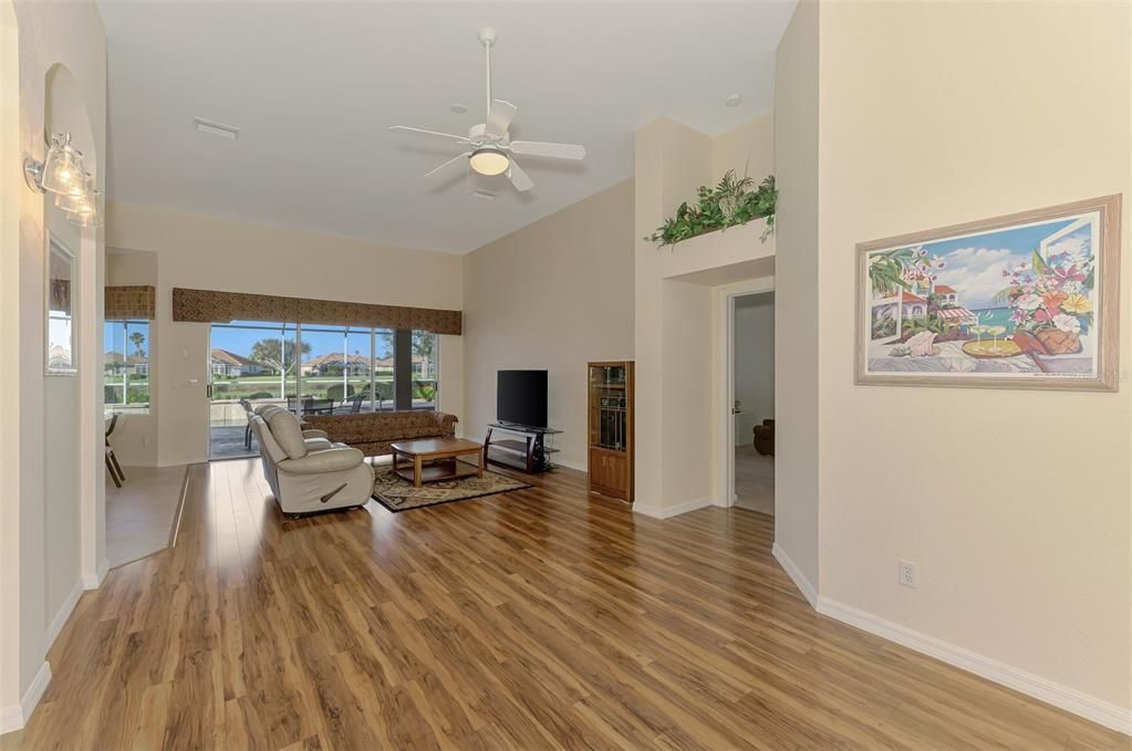 Active With Contract: $450,000 (3 beds, 2 baths, 2194 Square Feet)