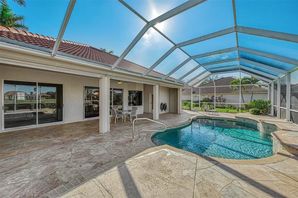 Active With Contract: $450,000 (3 beds, 2 baths, 2194 Square Feet)