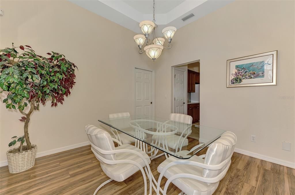 Active With Contract: $450,000 (3 beds, 2 baths, 2194 Square Feet)