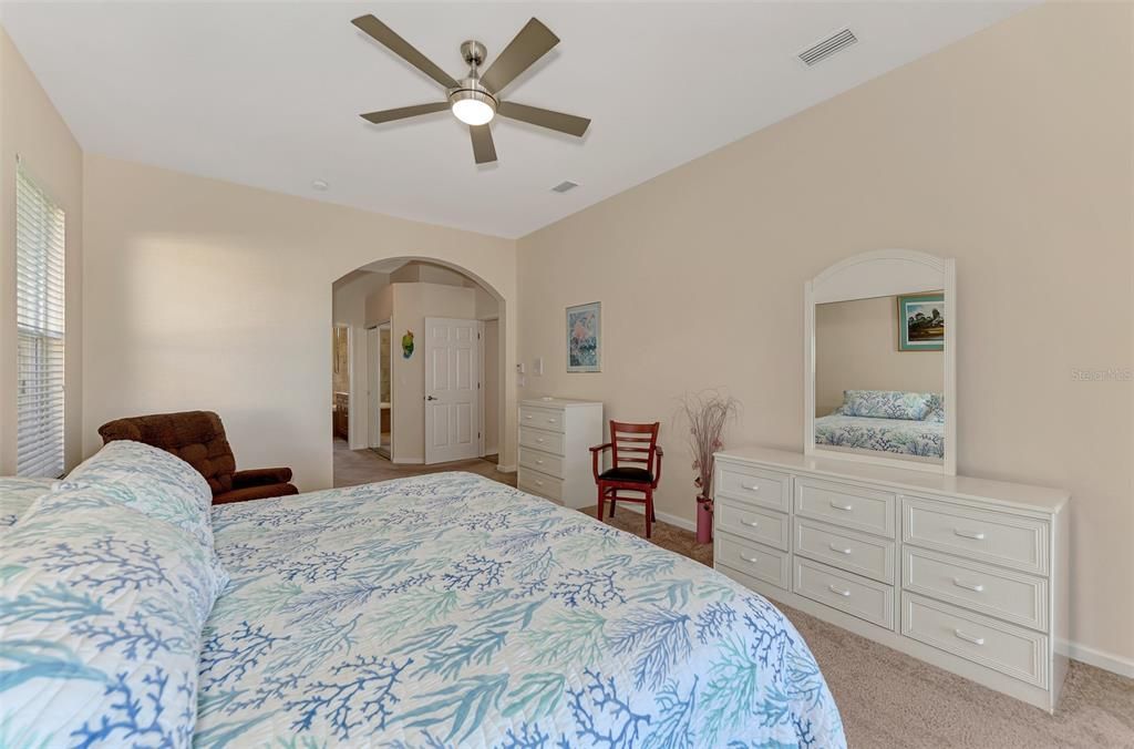 Active With Contract: $450,000 (3 beds, 2 baths, 2194 Square Feet)