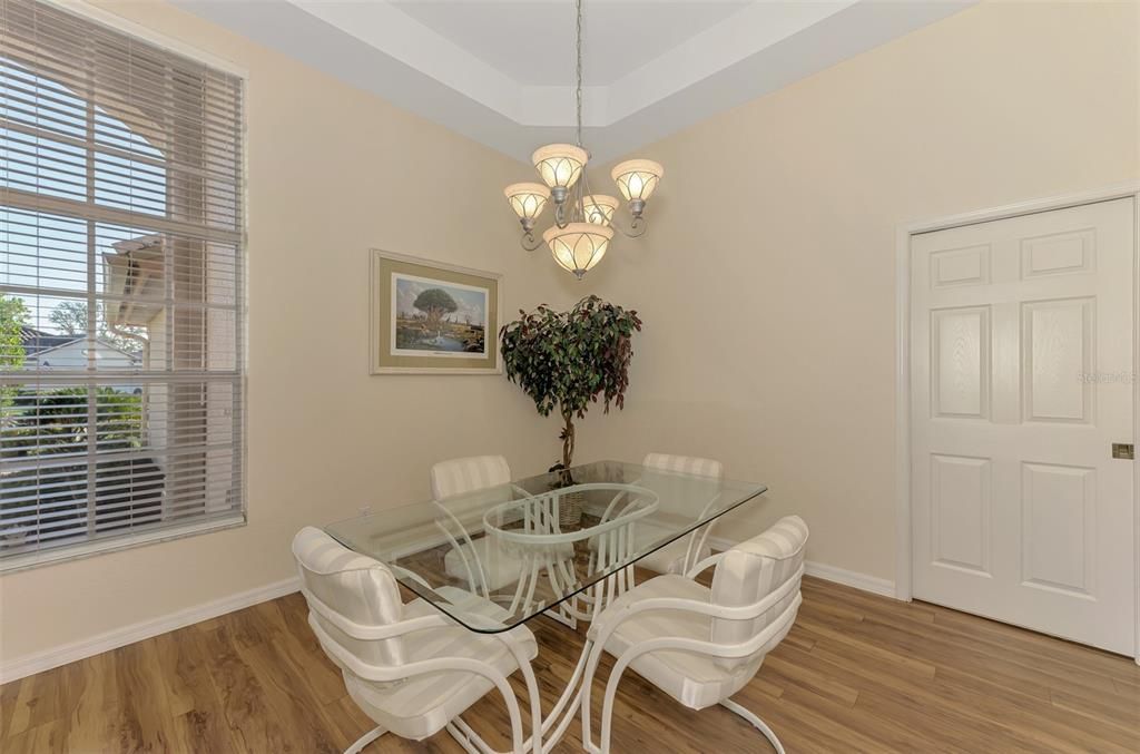 Active With Contract: $450,000 (3 beds, 2 baths, 2194 Square Feet)