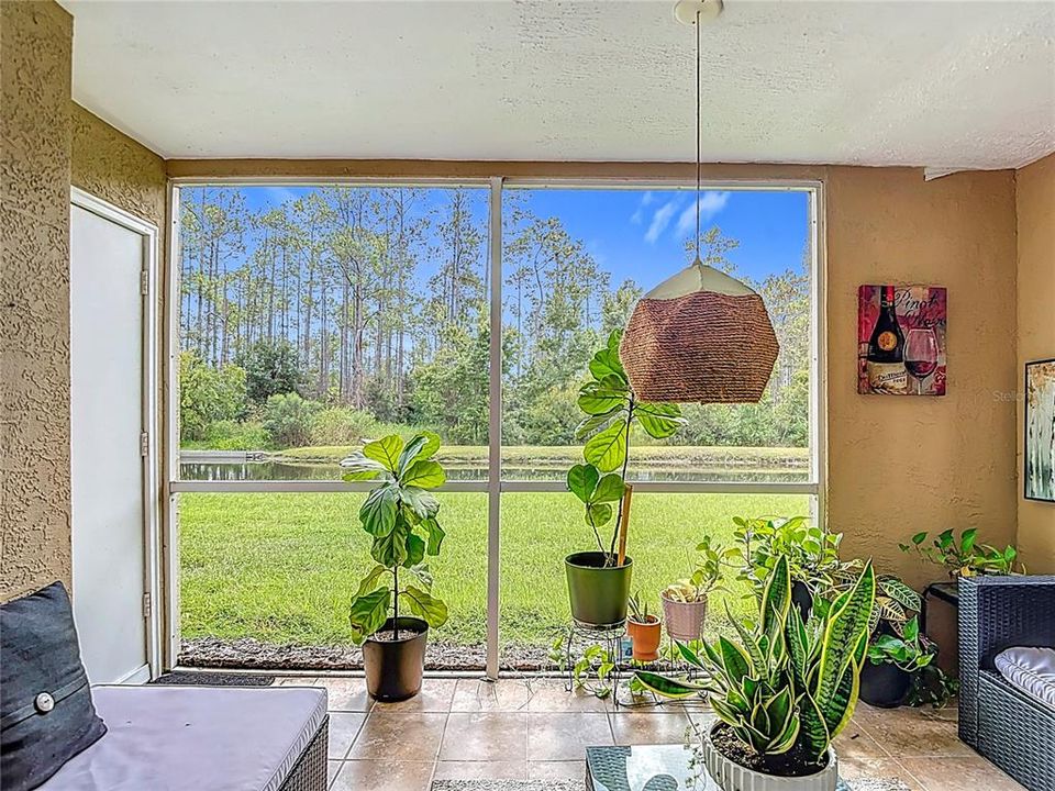 Active With Contract: $169,990 (2 beds, 2 baths, 1164 Square Feet)