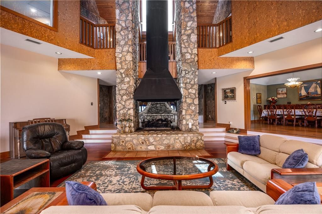 待售: $849,500 (4 贝兹, 3 浴室, 4371 平方英尺)