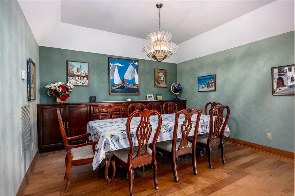 待售: $849,500 (4 贝兹, 3 浴室, 4371 平方英尺)