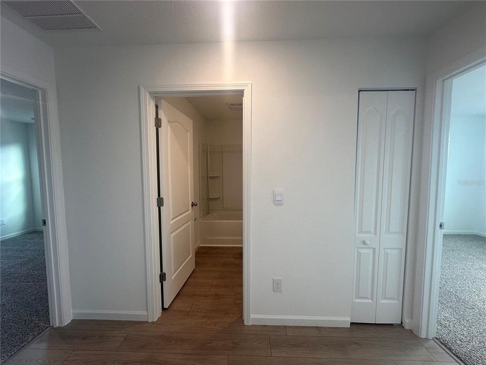 Active With Contract: $387,990 (3 beds, 2 baths, 1714 Square Feet)