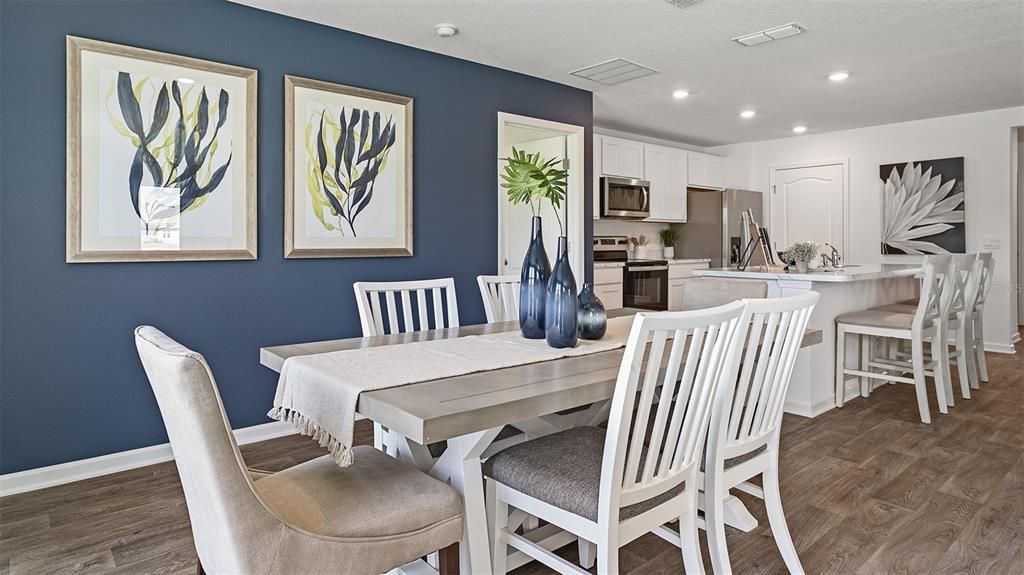 Active With Contract: $387,990 (3 beds, 2 baths, 1714 Square Feet)