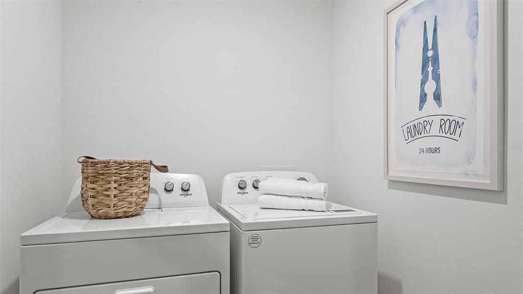 Active With Contract: $387,990 (3 beds, 2 baths, 1714 Square Feet)