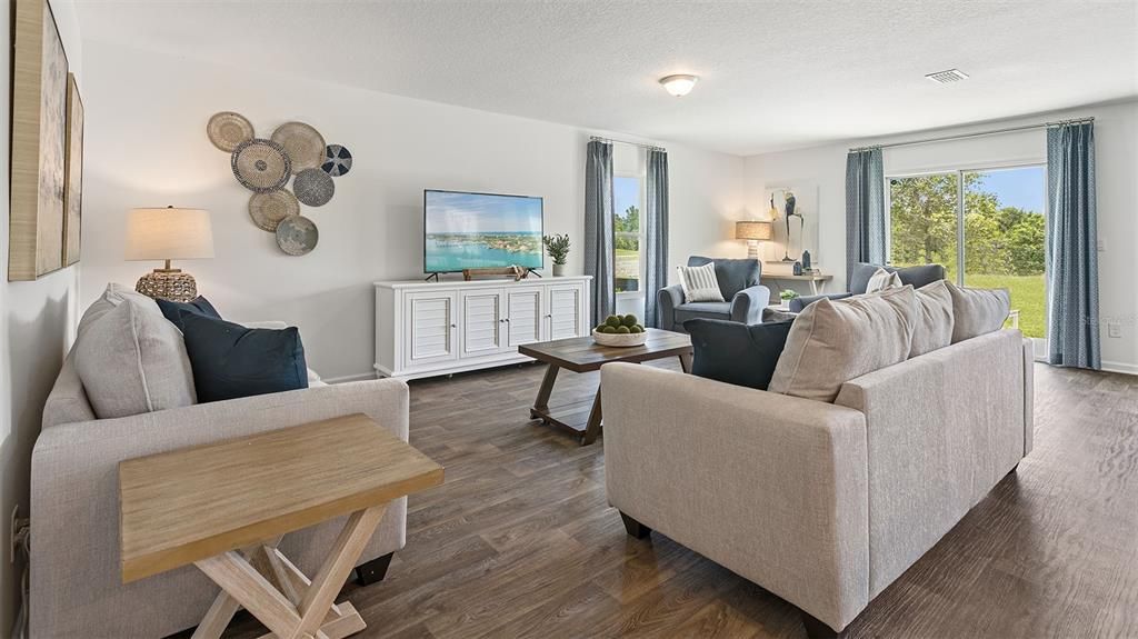 Active With Contract: $387,990 (3 beds, 2 baths, 1714 Square Feet)