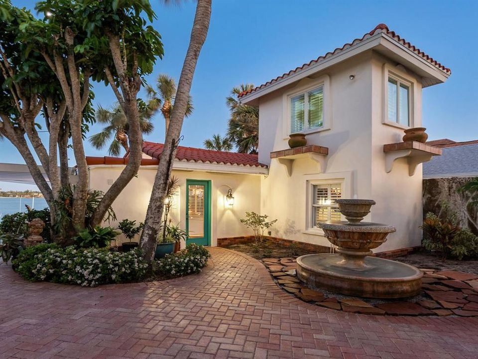 En Venta: $6,950,000 (5 camas, 5 baños, 5816 Pies cuadrados)