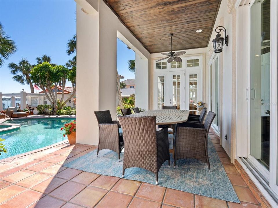 En Venta: $6,950,000 (5 camas, 5 baños, 5816 Pies cuadrados)