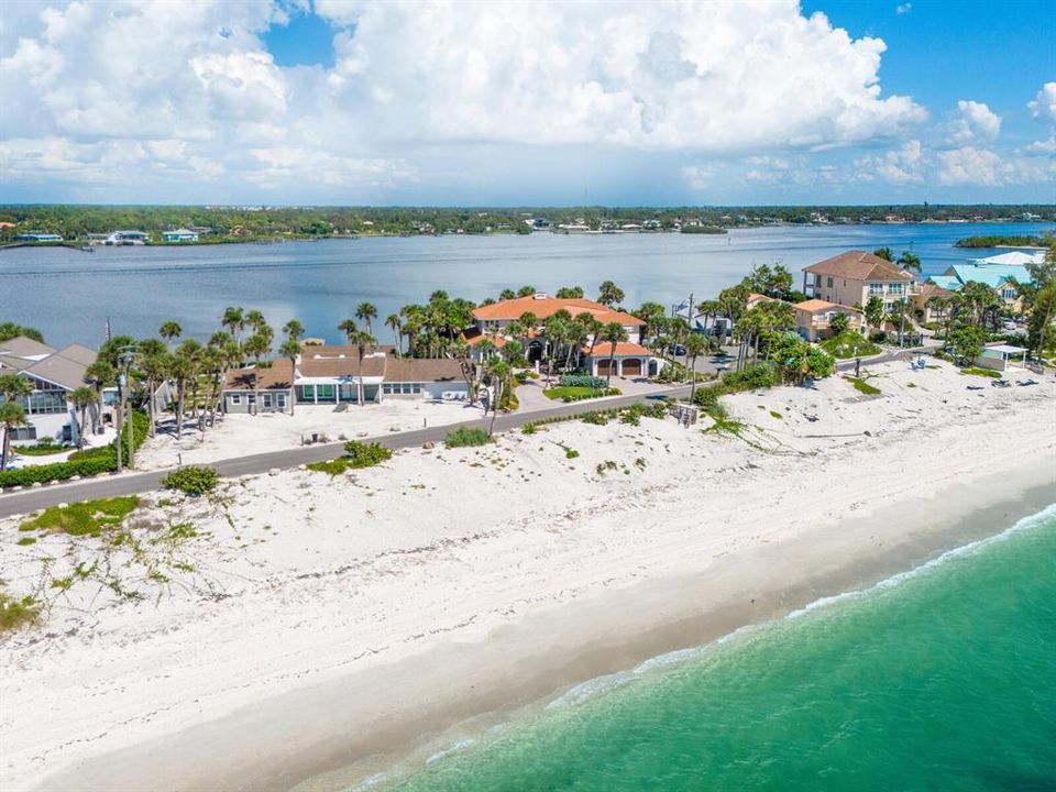 En Venta: $6,950,000 (5 camas, 5 baños, 5816 Pies cuadrados)