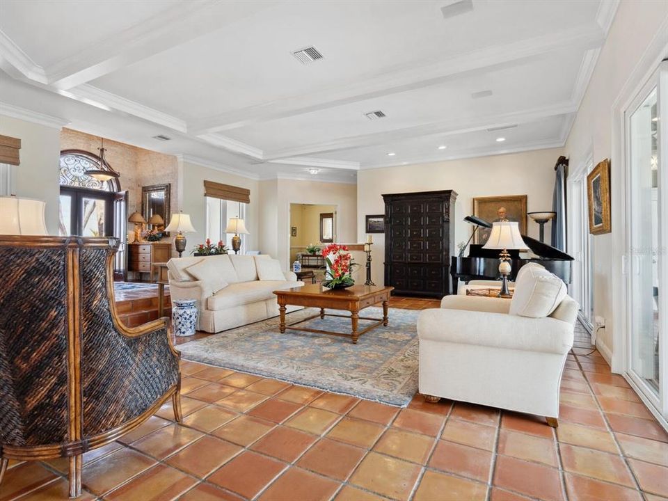 En Venta: $6,950,000 (5 camas, 5 baños, 5816 Pies cuadrados)