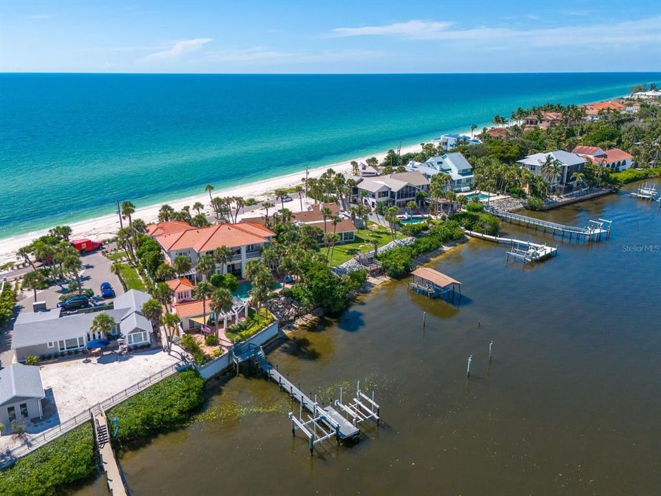 En Venta: $6,950,000 (5 camas, 5 baños, 5816 Pies cuadrados)