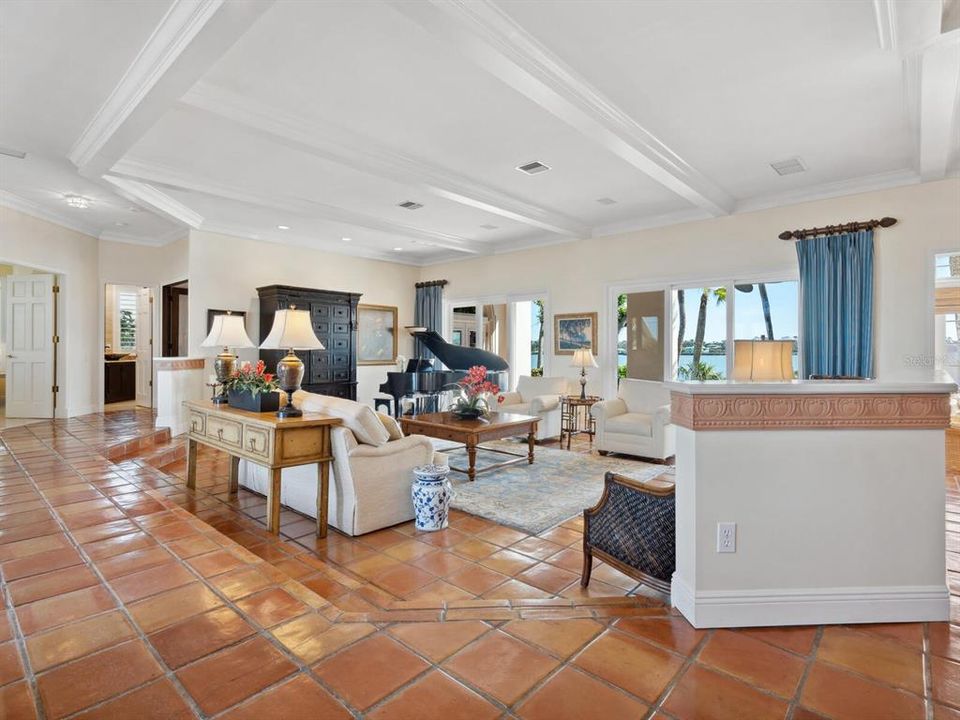 En Venta: $6,950,000 (5 camas, 5 baños, 5816 Pies cuadrados)