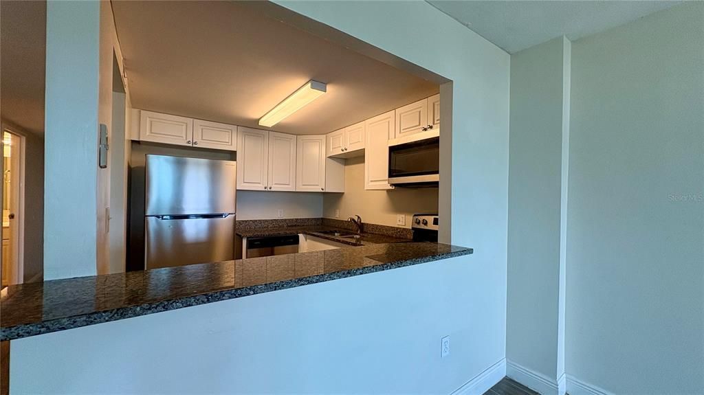 На продажу: $145,000 (1 спален, 1 ванн, 800 Квадратных фут)