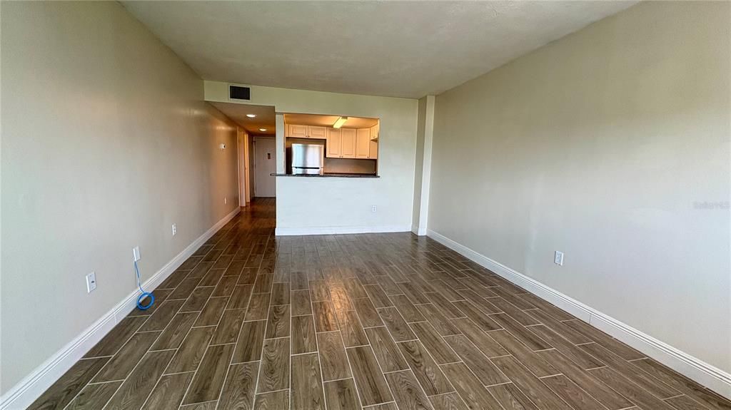 На продажу: $145,000 (1 спален, 1 ванн, 800 Квадратных фут)