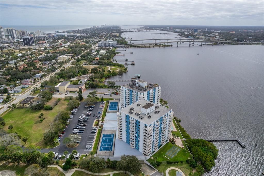 На продажу: $145,000 (1 спален, 1 ванн, 800 Квадратных фут)