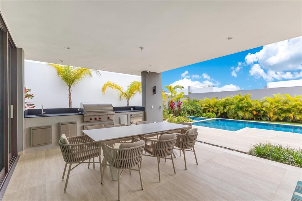 待售: $5,900,000 (4 贝兹, 4 浴室, 4307 平方英尺)