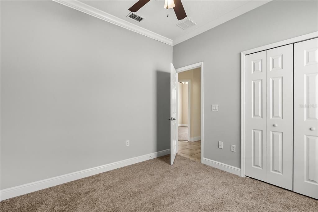 Под контрактом: $249,900 (3 спален, 2 ванн, 1197 Квадратных фут)