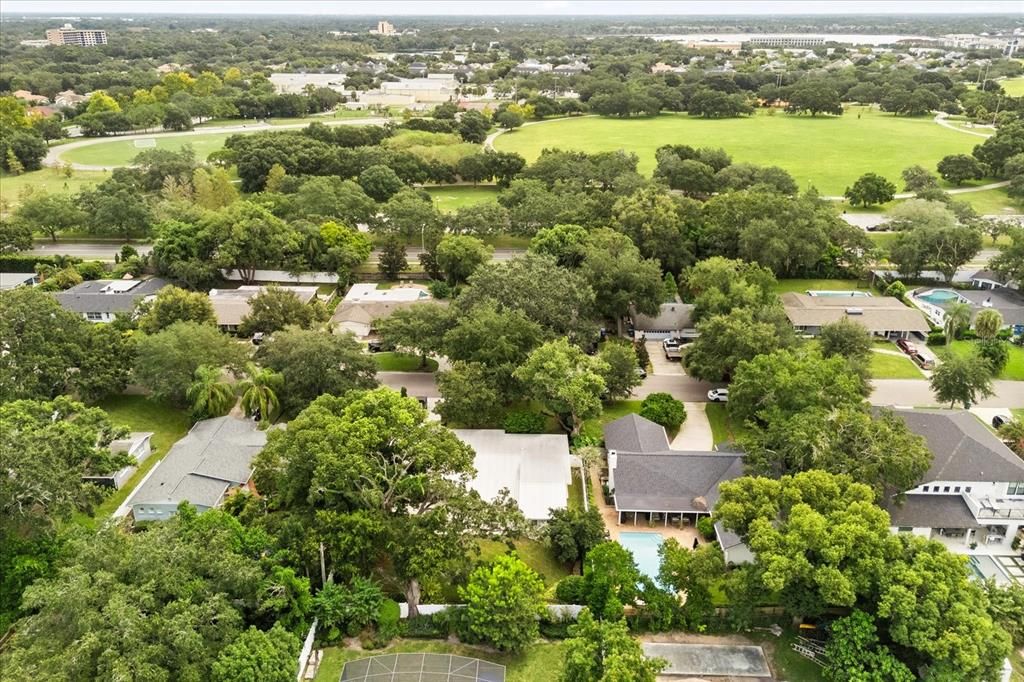 合同活跃: $935,000 (3 贝兹, 3 浴室, 2515 平方英尺)