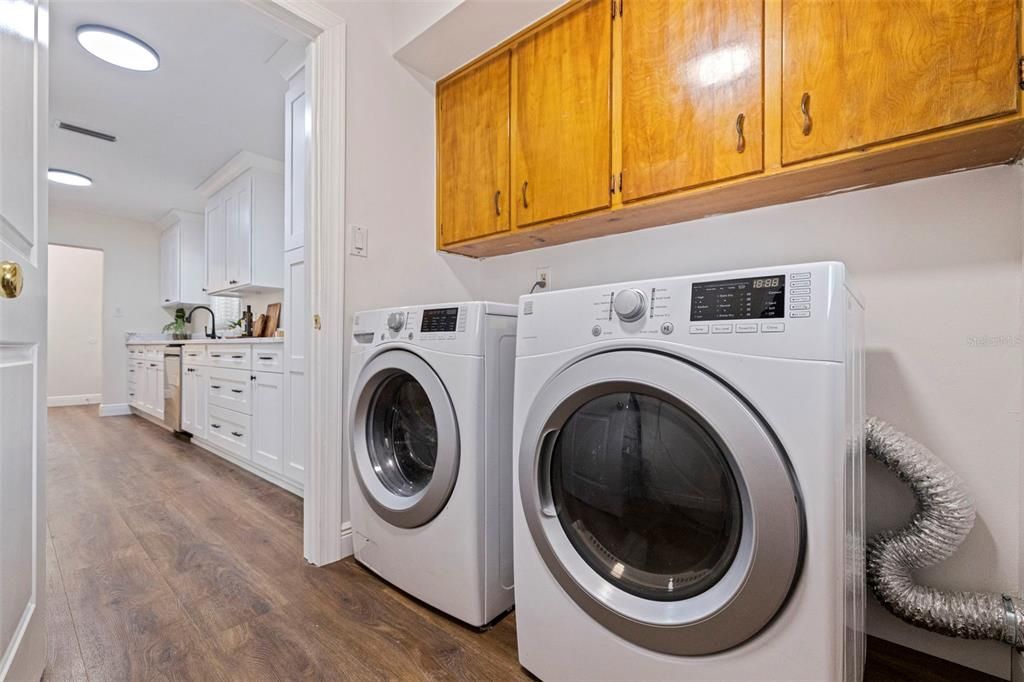 For Sale: $995,000 (4 beds, 3 baths, 2276 Square Feet)