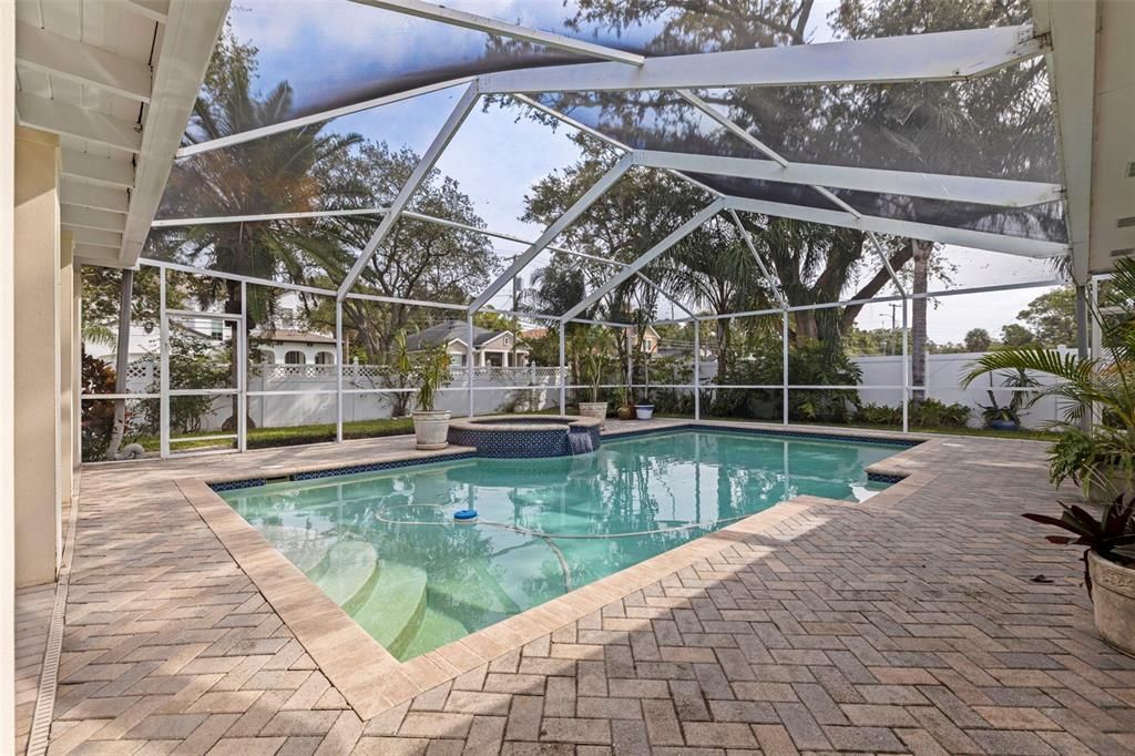 For Sale: $995,000 (4 beds, 3 baths, 2276 Square Feet)