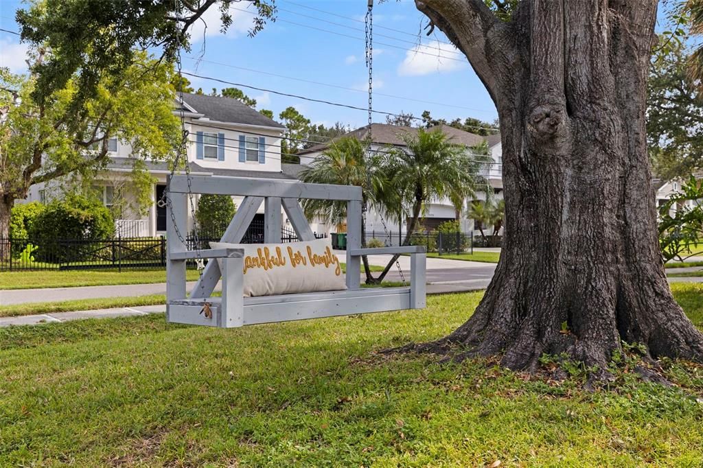 For Sale: $995,000 (4 beds, 3 baths, 2276 Square Feet)