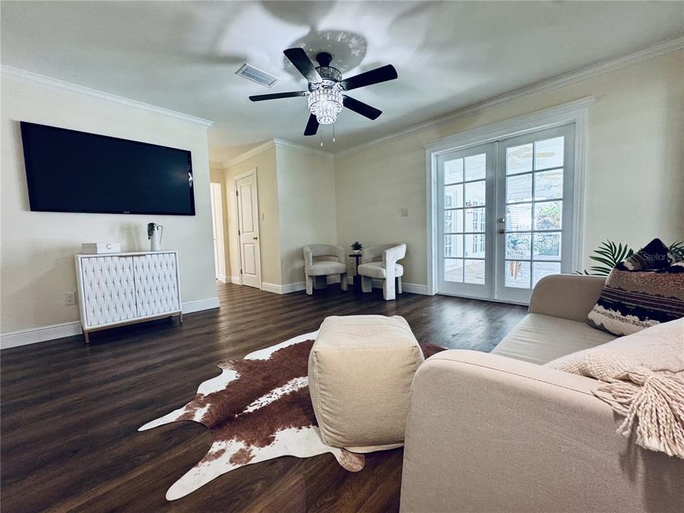 For Sale: $995,000 (4 beds, 3 baths, 2276 Square Feet)