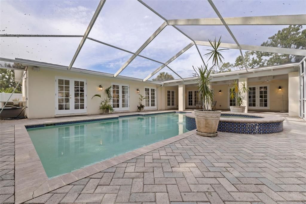 For Sale: $995,000 (4 beds, 3 baths, 2276 Square Feet)