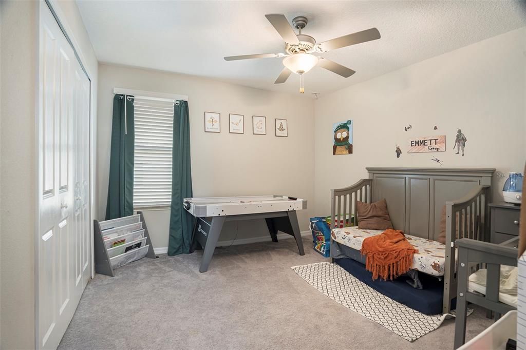 En Venta: $525,000 (4 camas, 2 baños, 2784 Pies cuadrados)