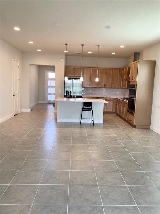 На продажу: $499,000 (4 спален, 3 ванн, 1953 Квадратных фут)