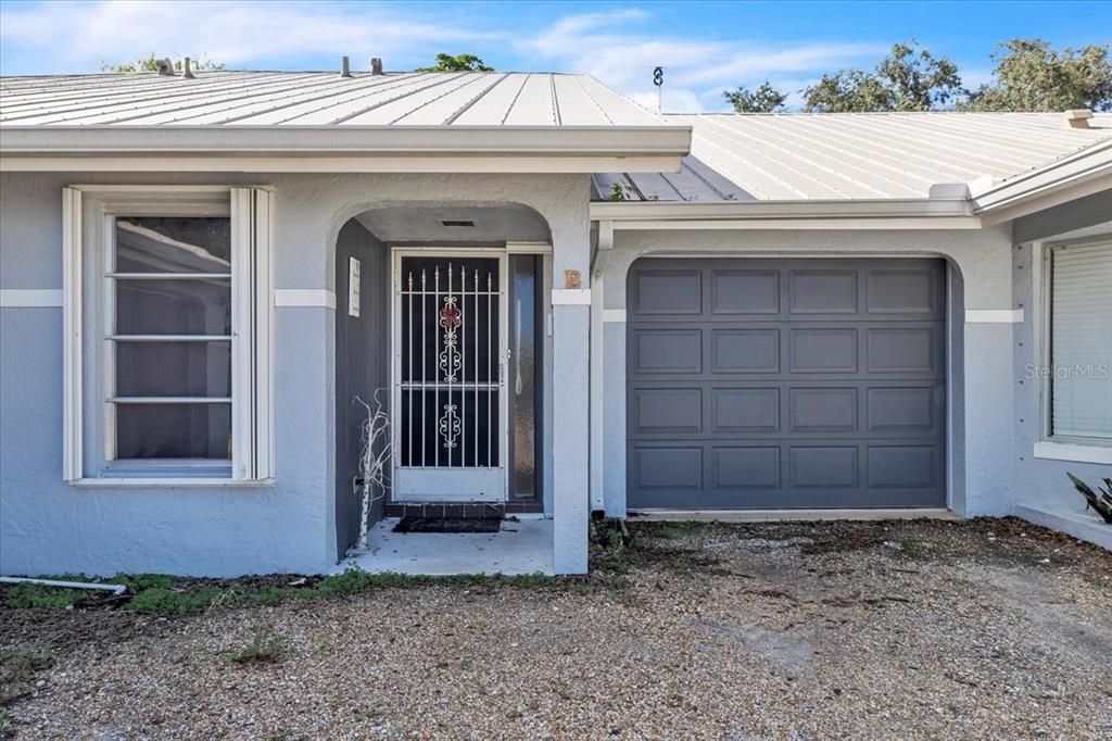 For Sale: $899,000 (6 beds, 0 baths, 3641 Square Feet)