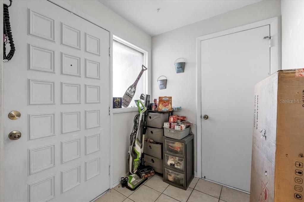 For Sale: $899,000 (6 beds, 0 baths, 3641 Square Feet)